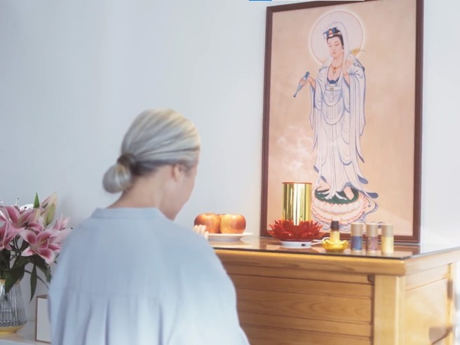 香烟裊裊藏危机！ 研究曝中风死亡风险增19%，环保供香成话题。（图／圣华得提供）