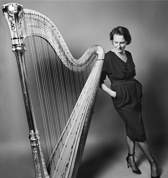 长笛家帕胡德的默契伙伴、竖琴演奏家兰格拉梅将在本周来台演出。（新象艺术提供／李欣恬台北传真）