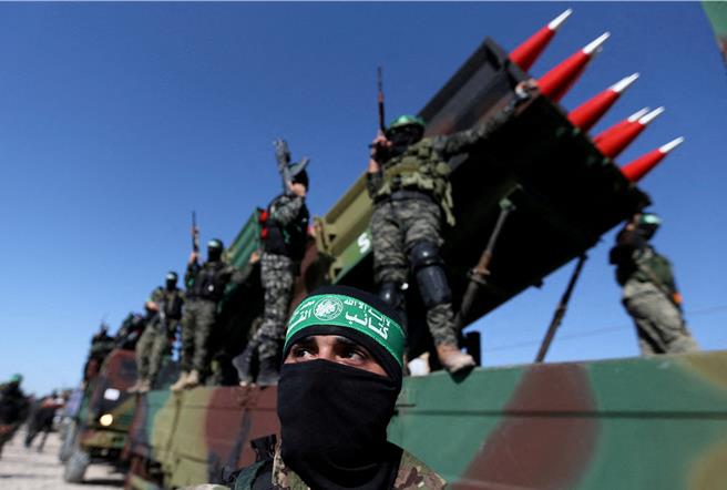 消息人士称，巴基斯坦激进组织哈玛斯愿意延长停火4天，并释放更多以色列人质，以换取巴勒斯坦囚犯。（路透社）