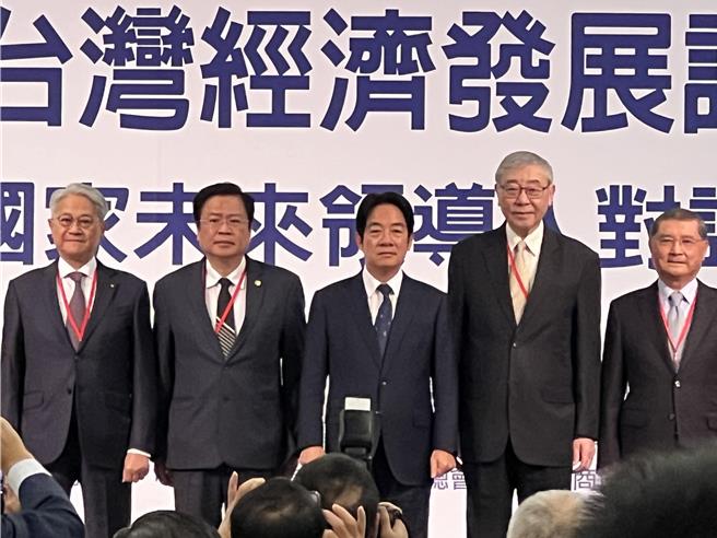 柯爆2亿美当副手说 赖清德：应将资料提供司法单位。曾薏苹摄