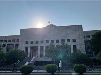 曳引車超重3公噸吞1.4萬罰款 貨運公司主張「誤差值」免罰！判決結果出爐