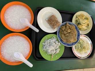 5樣冷菜配這2碗賣200元 網狂翻白眼：比自助餐還貴