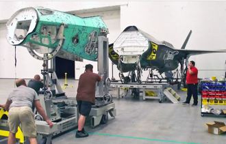 F-35科学怪机 美拼凑两重创战机让残骸復活