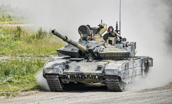 俄罗斯乌拉尔机车车辆厂T-90M「突破」（Proryv）再度改进了反应装甲布局。（Rostec）