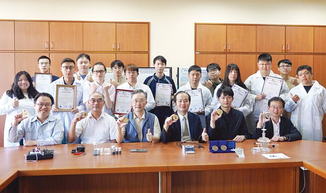 大叶大学荣获2023 IIIC国际创新发明竞赛5金4银。图／大叶大学提供