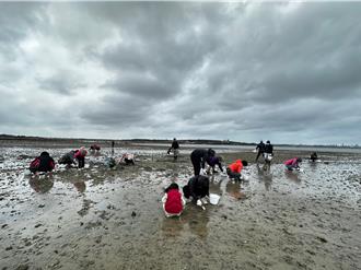 扒红蚵、採蔬菜！澎湖湖西公所推山海食旅生态体验 跨村交流