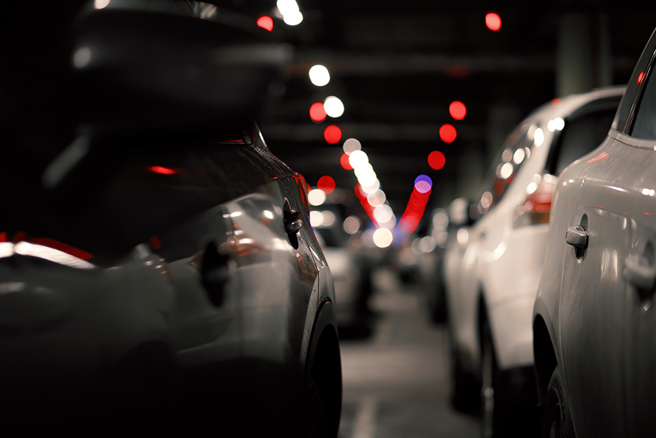 男窃贼得手现金后，激动地两度向另一半告白，荒唐行径全被行车纪录器录下。（示意图／达志影像）