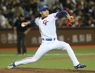 亚锦赛》盼报复赛落败一箭之仇 中华队冠军战派徐若熙先发