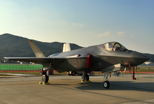 南韩空军F-35隐形战机的资料照。（达志影像/Shutterstock）