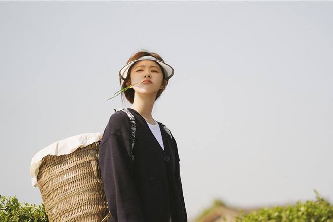 趙露思《後浪》飾演玩世不恭的「孫頭頭」。（中天娛樂台提供）