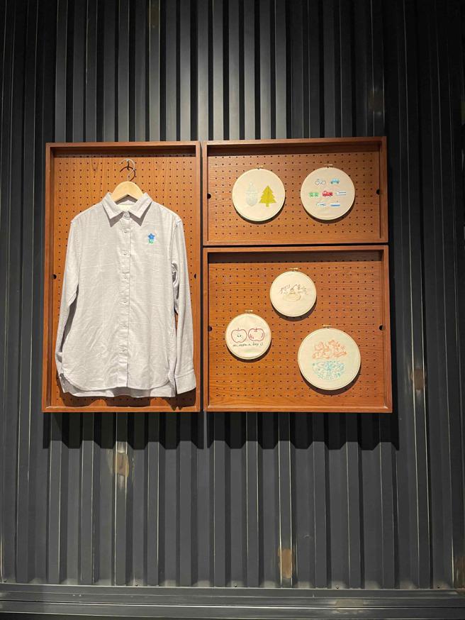 DIY刺绣服务为MUJI无印良品大立旗舰店特色之一。（古明弘摄）