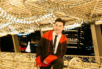 百萬華服成「台版瑪麗亞凱莉」 李明川揭天后不好當：膝蓋痛2天