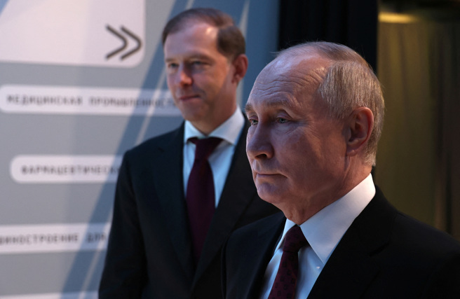 俄羅斯總統蒲亭今天參觀一場關於俄羅斯成就的大型展覽，看起來像是為他明年3月競選連任暖身。（圖/路透社）
