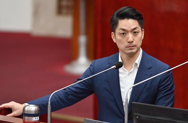 台北市長蔣萬安出席市議會的質詢。（資料照片/季志翔攝）