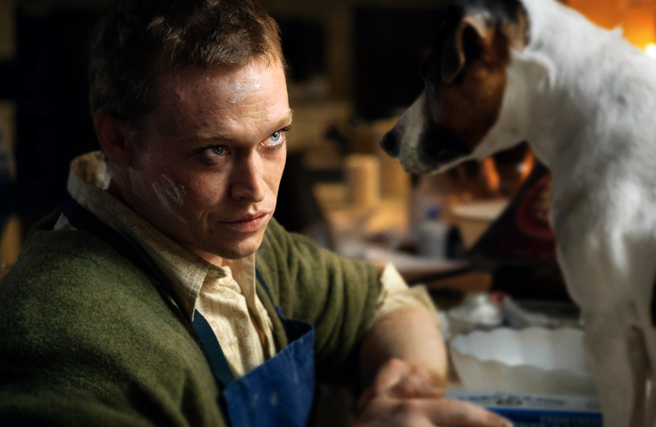 《人犬》有近百只狗狗一起演出，拍摄相当有挑战性。（图／传影互动提供）