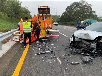 疑輔助駕駛釀禍 國1南下苗栗銅鑼段車輛追撞緩撞車