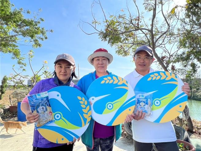 获「溼地标章」业者之一的金岚养虾场，曾在2015年当选嘉县产销履歷达人。（嘉义县政府提供∕吕妍庭嘉义传真）