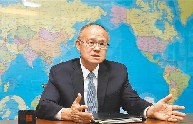 行政院经贸谈判办公室总谈判代表、政务委员邓振中。（资料照）
