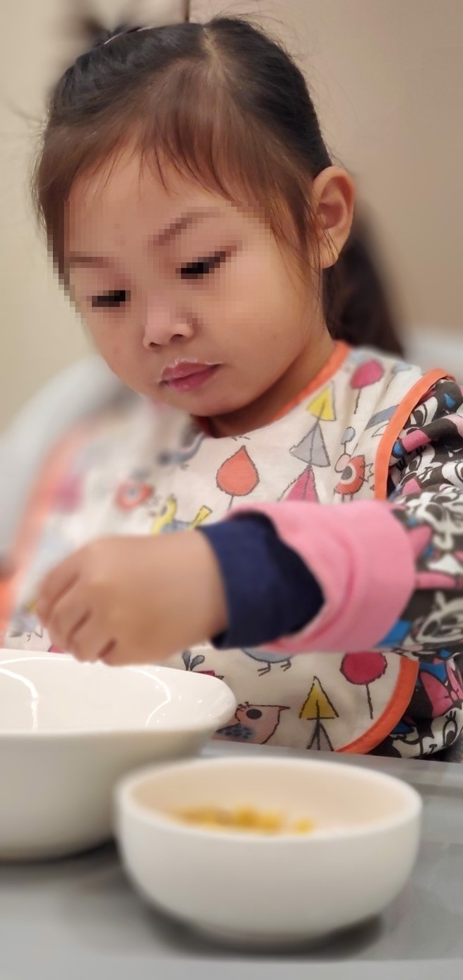 宝宝烧菓子蛋酥适合7个月以上小朋友食用，更是长牙期的最佳磨牙食物。（图／绿动会提供）