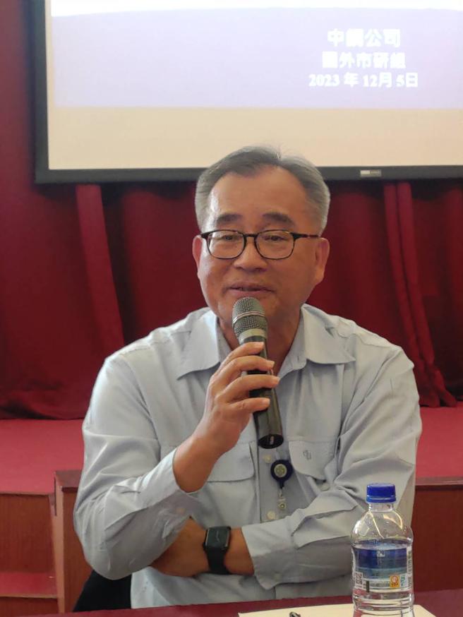 中钢业务副总刘敏雄在与螺丝业交流时表示,Q1盘价涨价势在必行。（图／中钢提供）