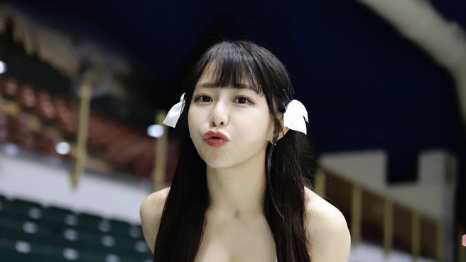 
梓梓化身「超辣雪宝」。(图／梓梓 IG)