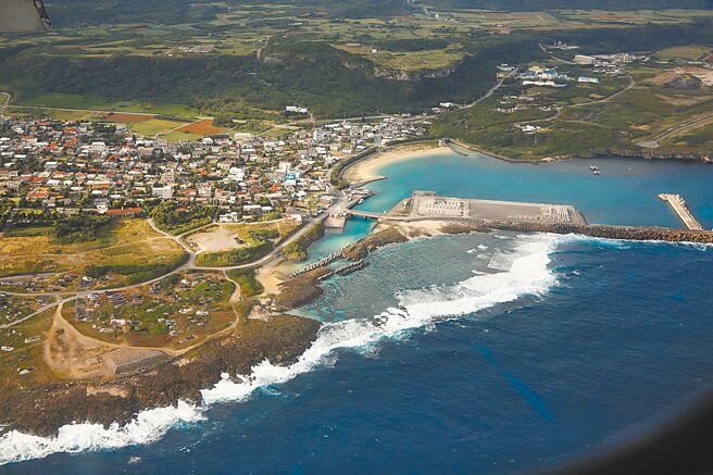 距台仅108公里的日本与那国岛民忧心，若台海发生战争可能涌入大批台湾难民，批日本政府没有准备应对计画。（路透）