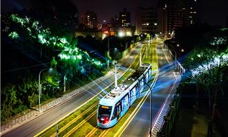 新北捷運歡慶營運五周年 推升級版光影列車秀