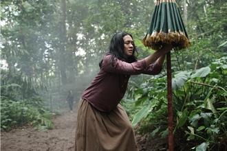 印尼「半身鬼」開腸破肚空中飛　女團成員親認證是真的