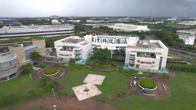 屏东农业生物科技园区，坐落长治的农科特区，地方产业科技将带动周围发展。（业者提供）