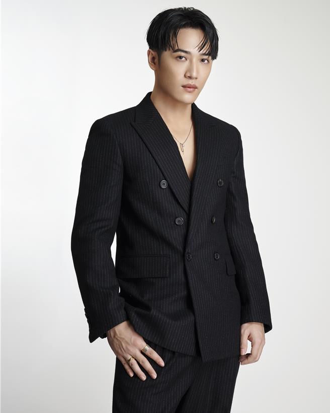 表演艺人熊仔。(观旅局提供／蔡依珍桃园传真)