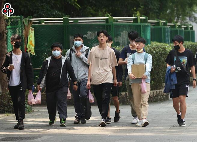 113学年度四技二专甄选与联合分发等简章，7日起上网公告与提供下载。（本报资料照）