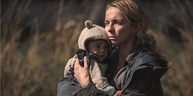 茱蒂康默独自带着孩子找寻回家的路。（台北双喜电影提供）