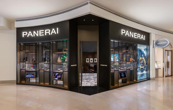 沛納海台北101店重新開幕，外觀與內裝設計融入義式風情，義式吧台更是一大特色。（Panerai提供)