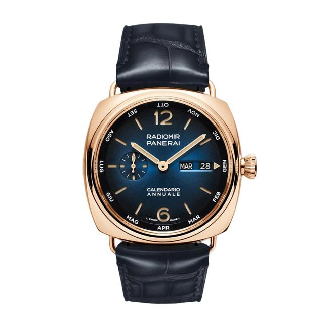 胡宇威佩戴沛納海Radiomir Annual Calendar 紅金年曆表 (PAM01363)。（Panerai提供)