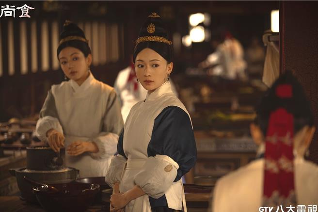 吳謹言飾演尚食局裡的宮女，與皇太孫許凱展開宮廷戀。（八大提供）