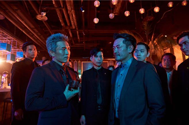 柯叔元（右）跟黄尚禾（左）继《角头》再扮「兄弟」。（发起日影视提供）