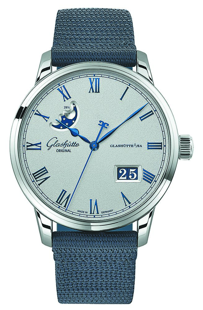 格拉蘇蒂原創議員卓越Senator Excellence系列大日曆月相腕表，精鋼款38萬元。（Glashutte Original提供）