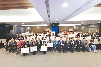 台东推旅宿认证 3年148家领证276张