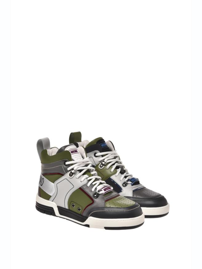 Moschino 球鞋，2萬5300元。（Moschino 提供）