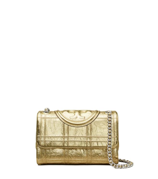 Tory Burch Fleming压花金属肩背包，2万5900元。（Tory Burch 提供/林欣仪台北传真）