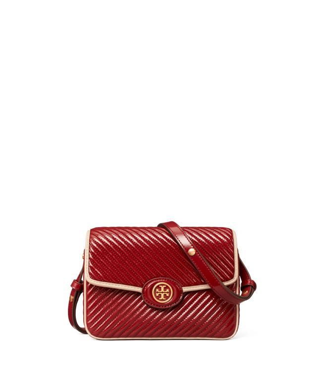 Tory Burch Robinson 绗缝两用肩背包，1万7900元。（Tory Burch 提供/林欣仪台北传真）