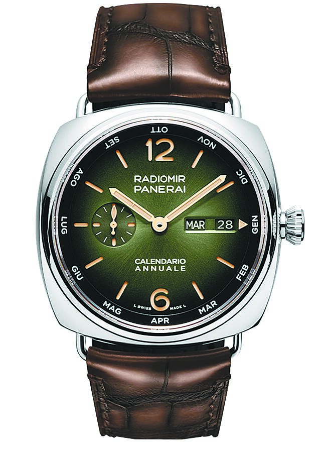 沛纳海为了庆祝新店开幕，展售一款Radiomir Annual Calendar铂金年历表（PAM01364）。（Panerai提供)