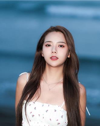 女星游巴黎包被偷「护照钱包全没了」 崩溃哭：回得去吗？