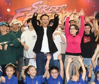 搶攻年輕選票 蕭美琴出席街舞比賽：好像回到18歲