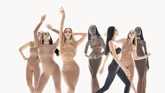 金卡戴珊秀內衣外穿時尚