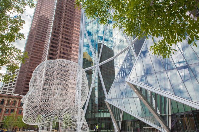 加拿大宣布将要求国内石油和天然气业者将碳排减量至一定水准，这对化石燃料生产国而言是歷史创举，尤其加东多油气产业公司。图为加拿大最大的天然气、石油生产商之一奥维纳维公司（OVV）。（图／Shutterstock）