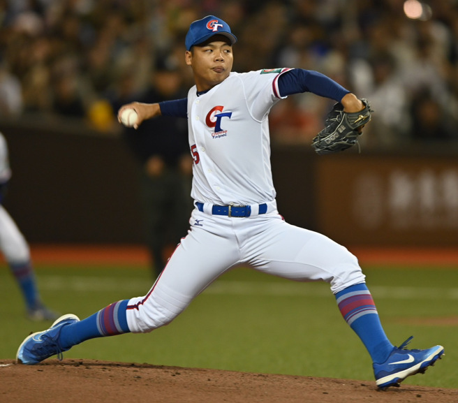 中华队先发投手伍佑城。（季志翔摄）