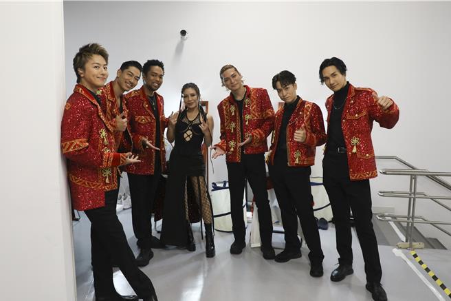 艾怡良担任表演嘉宾。（宽鱼国际、LDH提供）