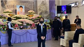 「紅人榜」柯辰勳告別式 于美人哽咽：他不曾離開