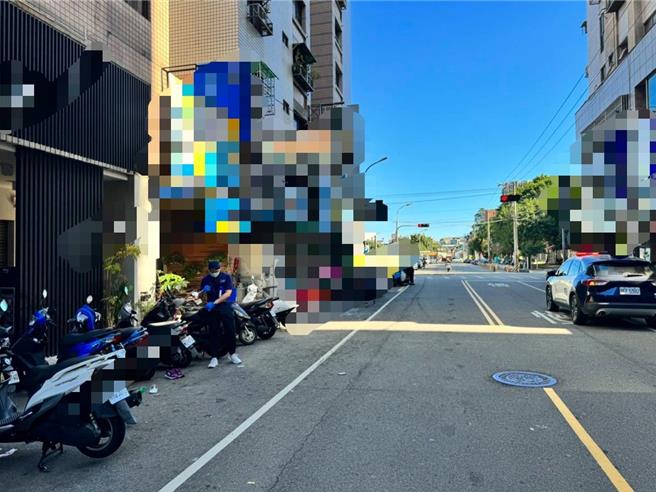 今天早上8点左右台中市西屯区一处大楼惊传有女子坠楼。（民眾提供／张亦惠台中传真）